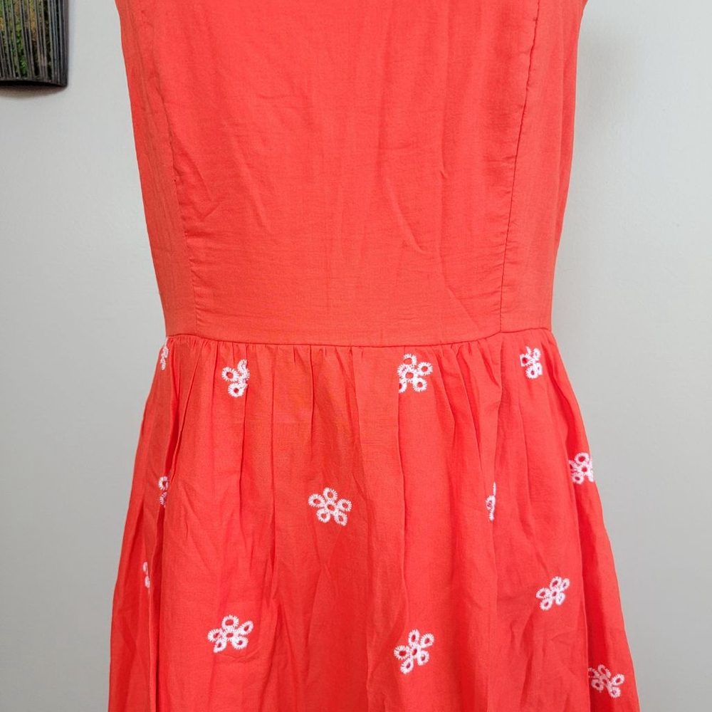 NYDJ Fit & Flare Jeweled Sleeveless Dress Eyelet Embroidered Skirt Slimming 6 - Picture 5 of 14